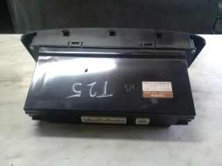 bontott TOYOTA AVENSIS T25 Fűtéskapcsoló (digit klímás)