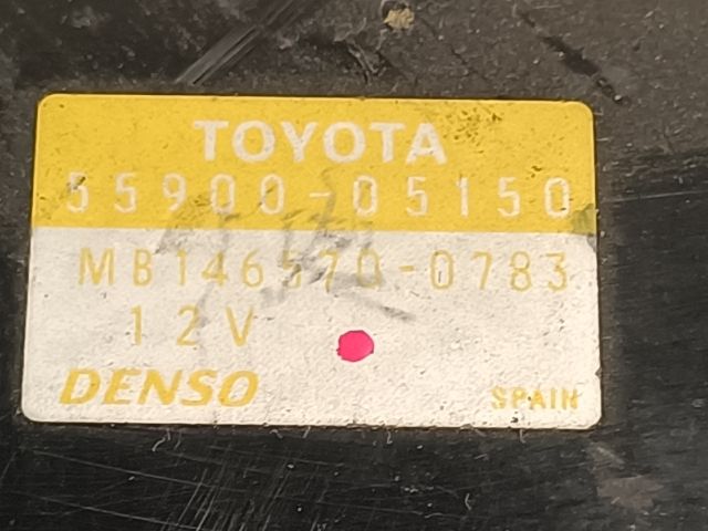 bontott TOYOTA AVENSIS T25 Fűtéskapcsoló (digit klímás)