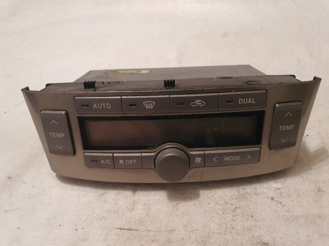 bontott TOYOTA AVENSIS T25 Fűtéskapcsoló (digit klímás)