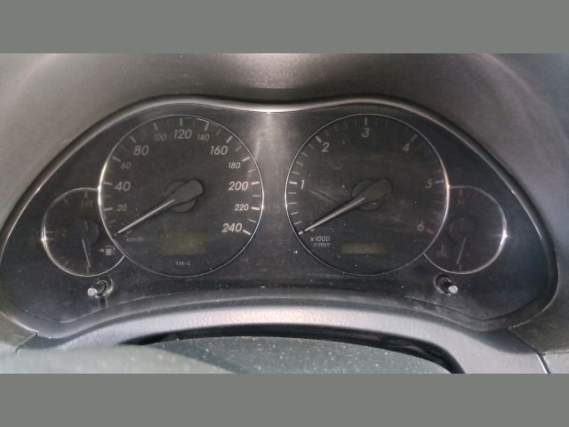 bontott TOYOTA AVENSIS T25 Fűtéskapcsoló (digit klímás)