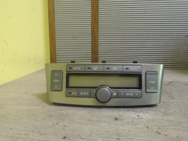 bontott TOYOTA AVENSIS T25 Fűtéskapcsoló