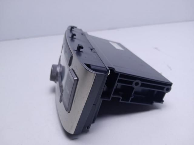 bontott TOYOTA AVENSIS T25 Fűtéskapcsoló