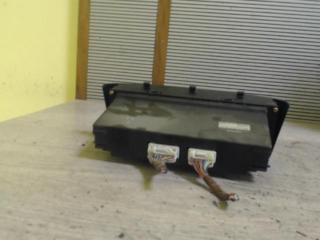 bontott TOYOTA AVENSIS T25 Fűtéskapcsoló