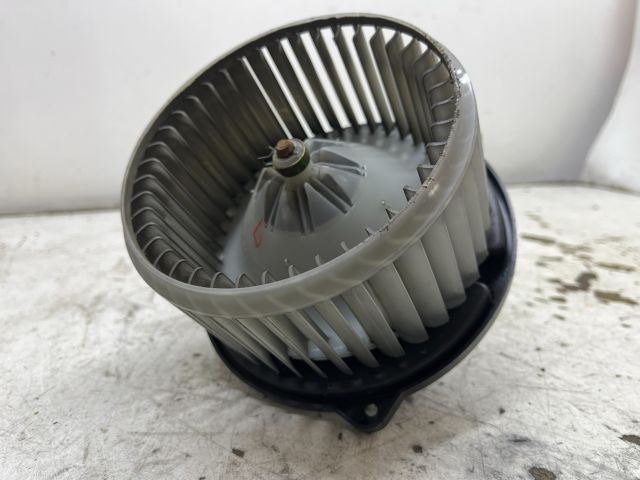 bontott TOYOTA AVENSIS T25 Fűtőmotor (Klímás)