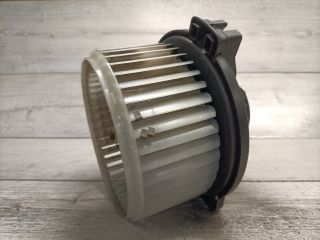 bontott TOYOTA AVENSIS T25 Fűtőmotor (Klímás)