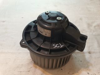 bontott TOYOTA AVENSIS T25 Fűtőmotor (Klímás)