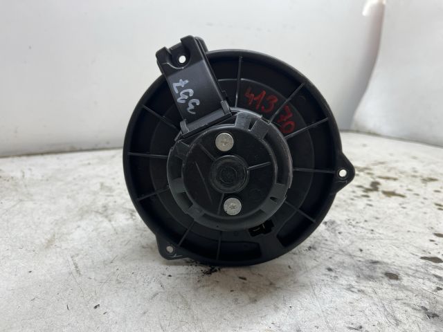 bontott TOYOTA AVENSIS T25 Fűtőmotor (Klímás)