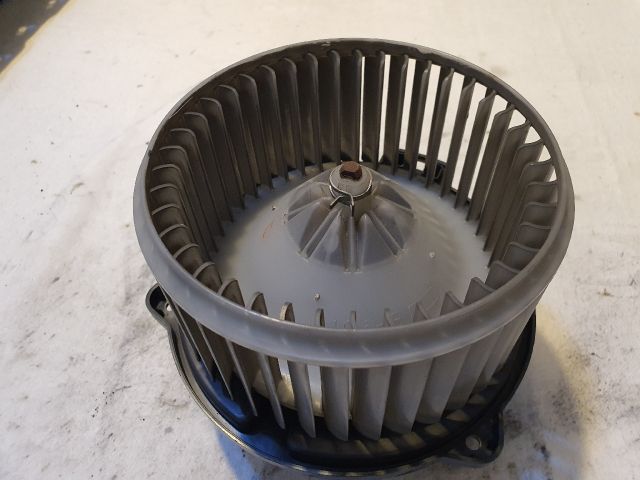 bontott TOYOTA AVENSIS T25 Fűtőmotor (Klímás)