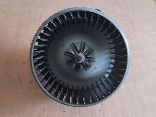 bontott TOYOTA AVENSIS T25 Fűtőmotor (Klímás)