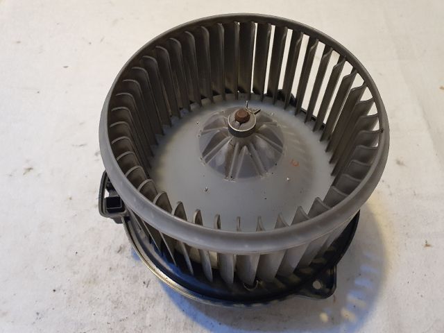 bontott TOYOTA AVENSIS T25 Fűtőmotor (Klímás)