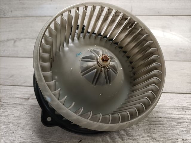 bontott TOYOTA AVENSIS T25 Fűtőmotor (Klímás)