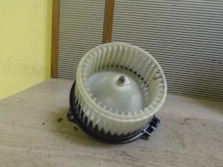 bontott TOYOTA AVENSIS T25 Fűtőmotor (Nem klímás)