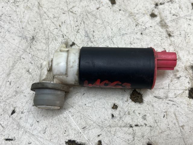 bontott TOYOTA AVENSIS T25 Hátsó Ablakmosó Szivattyú