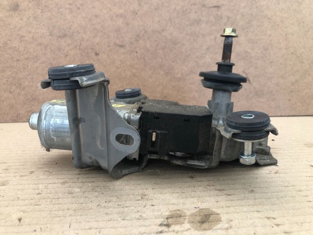 bontott TOYOTA AVENSIS T25 Hátsó Ablaktörlő Motor