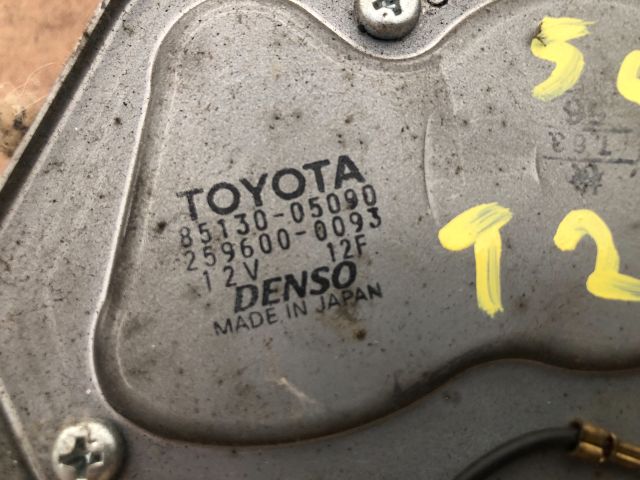 bontott TOYOTA AVENSIS T25 Hátsó Ablaktörlő Motor