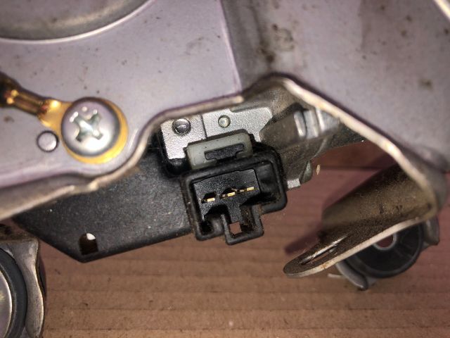 bontott TOYOTA AVENSIS T25 Hátsó Ablaktörlő Motor