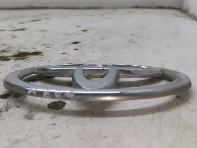 bontott TOYOTA AVENSIS T25 Hátsó Embléma