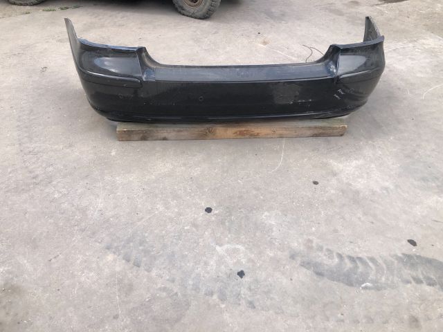 bontott TOYOTA AVENSIS T25 Hátsó Lökhárító (Részeivel)