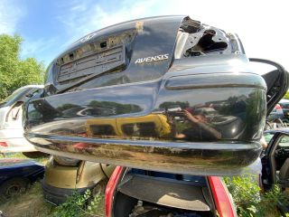 bontott TOYOTA AVENSIS T25 Hátsó Lökhárító (Részeivel)