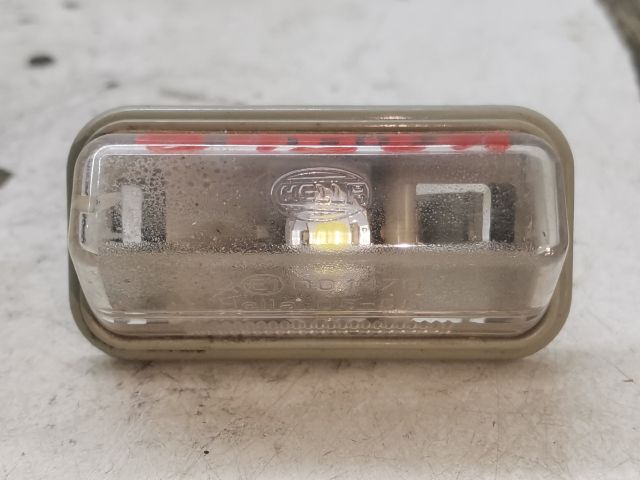 bontott TOYOTA AVENSIS T25 Hátsó Rendszámtábla Világítás