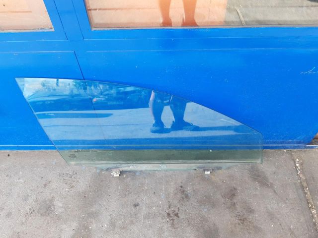 bontott TOYOTA AVENSIS T25 Jobb első Ablak