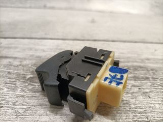 bontott TOYOTA AVENSIS T25 Jobb első Ablakemelő Kapcsoló