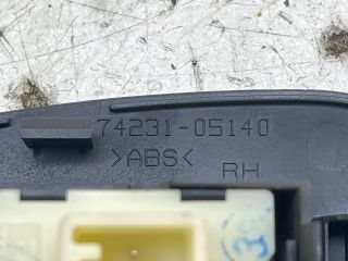 bontott TOYOTA AVENSIS T25 Jobb első Ablakemelő Kapcsoló