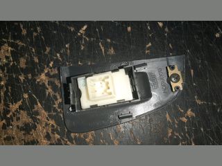 bontott TOYOTA AVENSIS T25 Jobb első Ablakemelő Kapcsoló