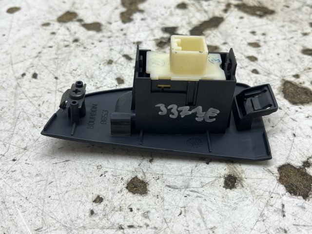 bontott TOYOTA AVENSIS T25 Jobb első Ablakemelő Kapcsoló