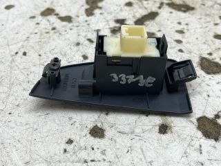 bontott TOYOTA AVENSIS T25 Jobb első Ablakemelő Kapcsoló