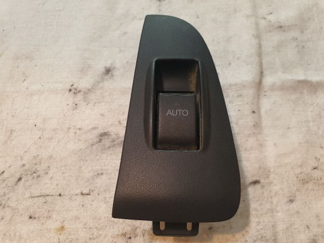 bontott TOYOTA AVENSIS T25 Jobb első Ablakemelő Kapcsoló