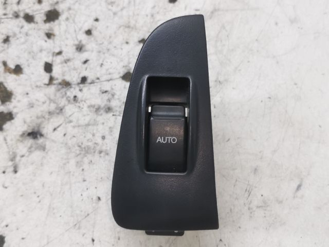 bontott TOYOTA AVENSIS T25 Jobb első Ablakemelő Kapcsoló