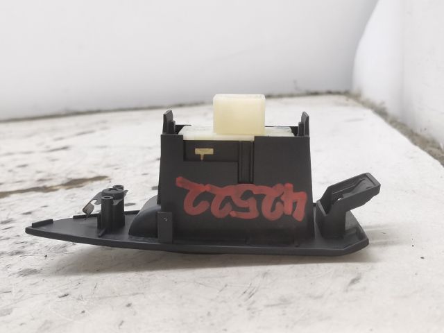 bontott TOYOTA AVENSIS T25 Jobb első Ablakemelő Kapcsoló