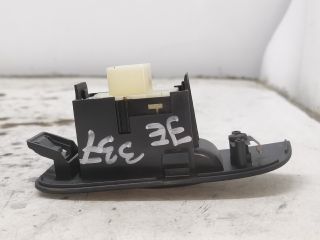 bontott TOYOTA AVENSIS T25 Jobb első Ablakemelő Kapcsoló