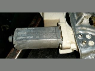 bontott TOYOTA AVENSIS T25 Jobb első Ablakemelő Szerkezet (Elektromos)