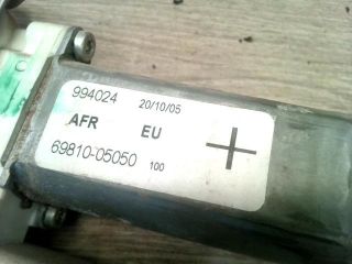 bontott TOYOTA AVENSIS T25 Jobb első Ablakemelő Szerkezet (Elektromos)