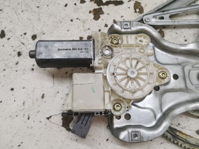 bontott TOYOTA AVENSIS T25 Jobb első Ablakemelő Szerkezet (Elektromos)