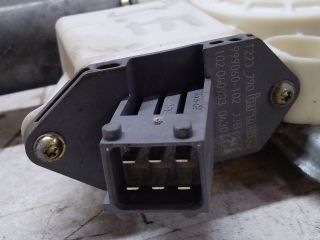 bontott TOYOTA AVENSIS T25 Jobb első Ablakemelő Szerkezet (Elektromos)