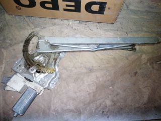 bontott TOYOTA AVENSIS T25 Jobb első Ablakemelő Szerkezet (Elektromos)