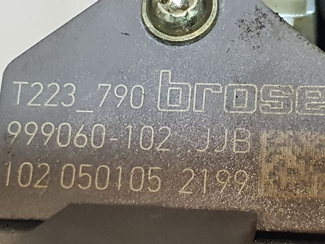 bontott TOYOTA AVENSIS T25 Jobb első Ablakemelő Szerkezet (Elektromos)