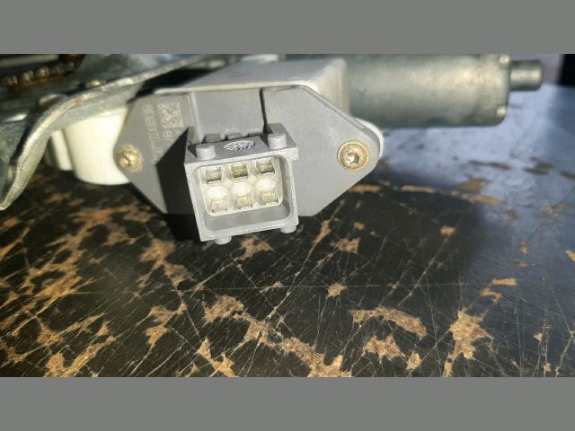 bontott TOYOTA AVENSIS T25 Jobb első Ablakemelő Szerkezet (Elektromos)