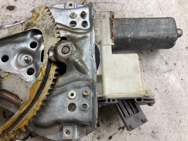 bontott TOYOTA AVENSIS T25 Jobb első Ablakemelő Szerkezet (Elektromos)