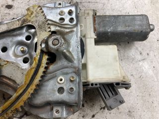 bontott TOYOTA AVENSIS T25 Jobb első Ablakemelő Szerkezet (Elektromos)