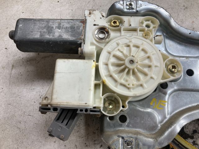 bontott TOYOTA AVENSIS T25 Jobb első Ablakemelő Szerkezet (Elektromos)