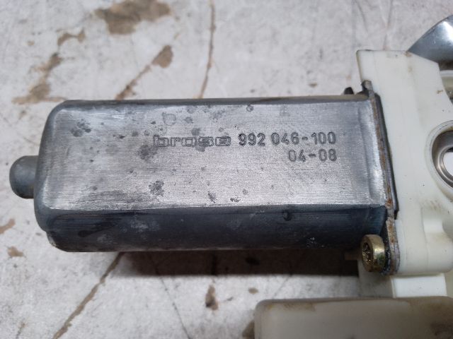 bontott TOYOTA AVENSIS T25 Jobb első Ablakemelő Szerkezet (Elektromos)