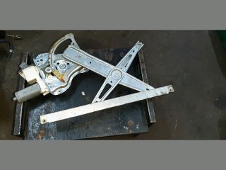 bontott TOYOTA AVENSIS T25 Jobb első Ablakemelő Szerkezet (Elektromos)