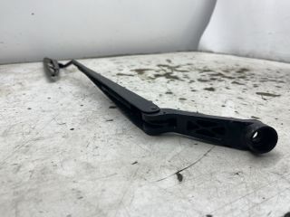 bontott TOYOTA AVENSIS T25 Jobb első Ablaktörlő Kar