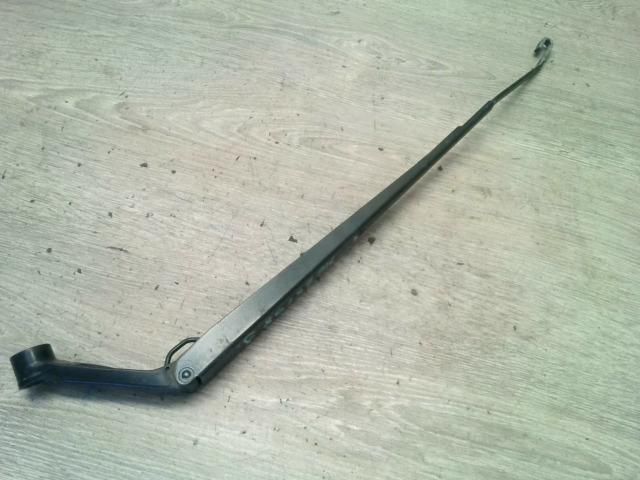 bontott TOYOTA AVENSIS T25 Jobb első Ablaktörlő Kar