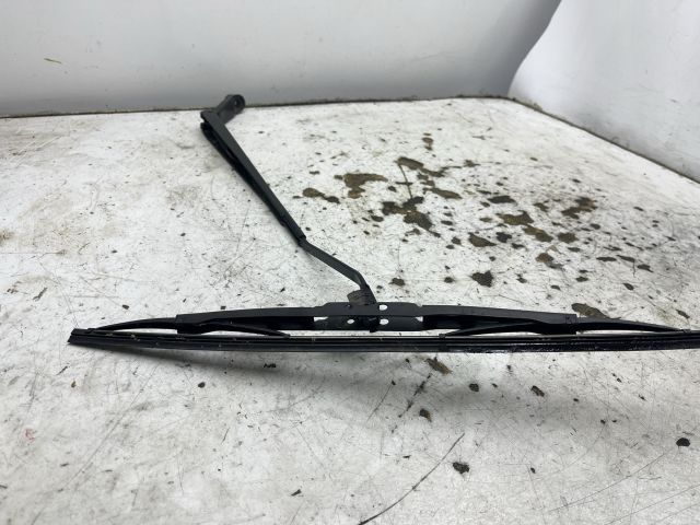 bontott TOYOTA AVENSIS T25 Jobb első Ablaktörlő Kar