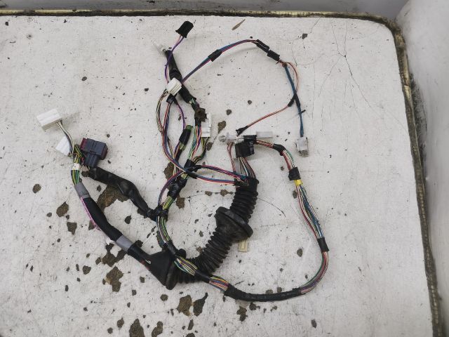 bontott TOYOTA AVENSIS T25 Jobb első Ajtó Kábelköteg